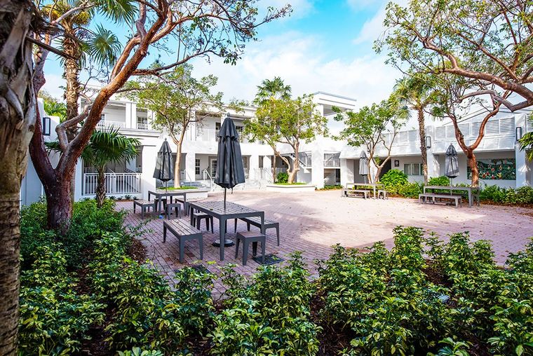 Gulliver Preparatory Courtyard