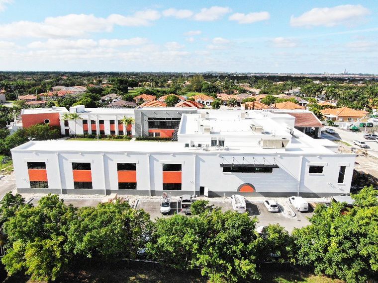 Mater Lakes Gymnasium