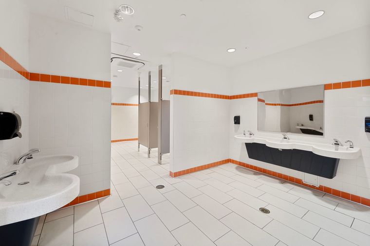 Mater Lakes Academy, South Campus Phase I & II — photo 10